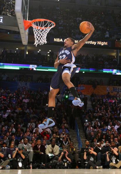 审视国奥以 审视国奥以